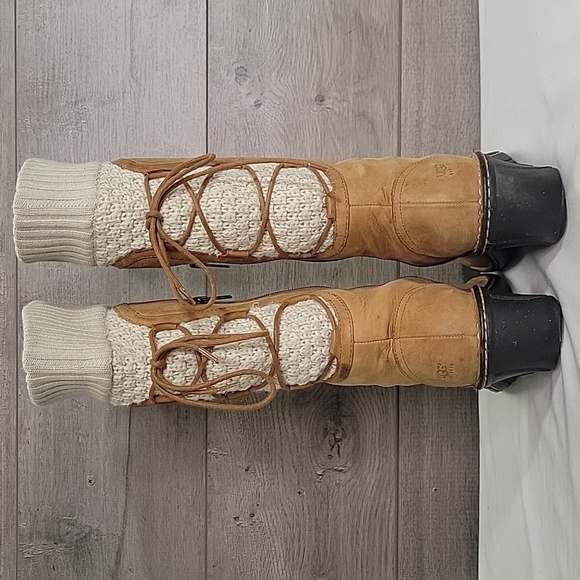 Womens UGG Skylair 1939 Wedge Tall Boots size 7.5 - Picture 3 of 11